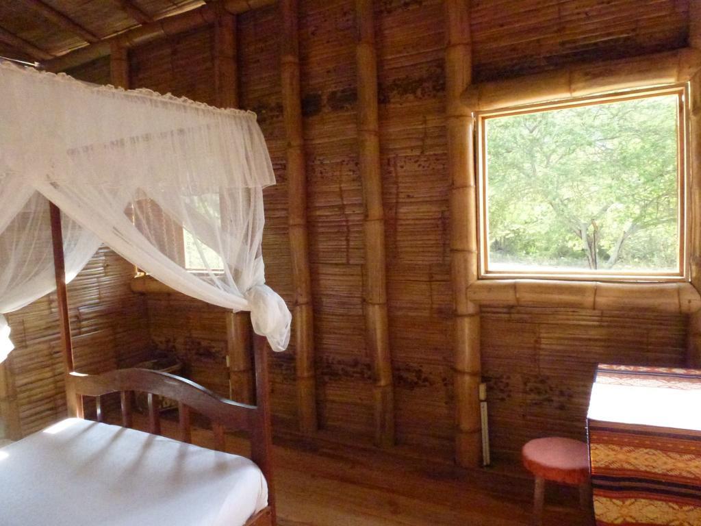 Puerto López Hostal Monte Libano المظهر الخارجي الصورة